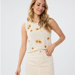 Esqualo Size L Cream Knit Tank with Embroidered Sunflowers
